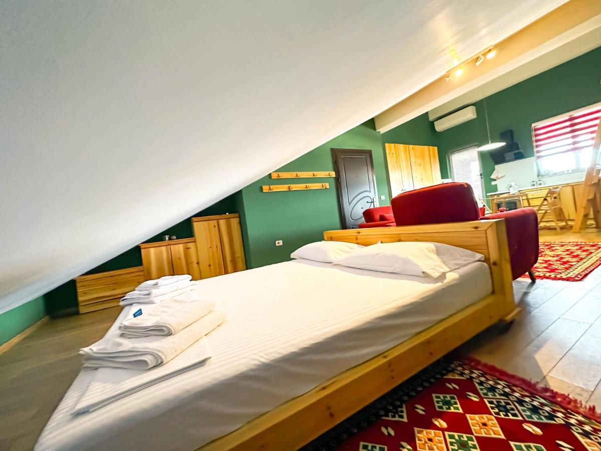 Apartmán Cozy Elegance Above Korca Exteriér fotografie