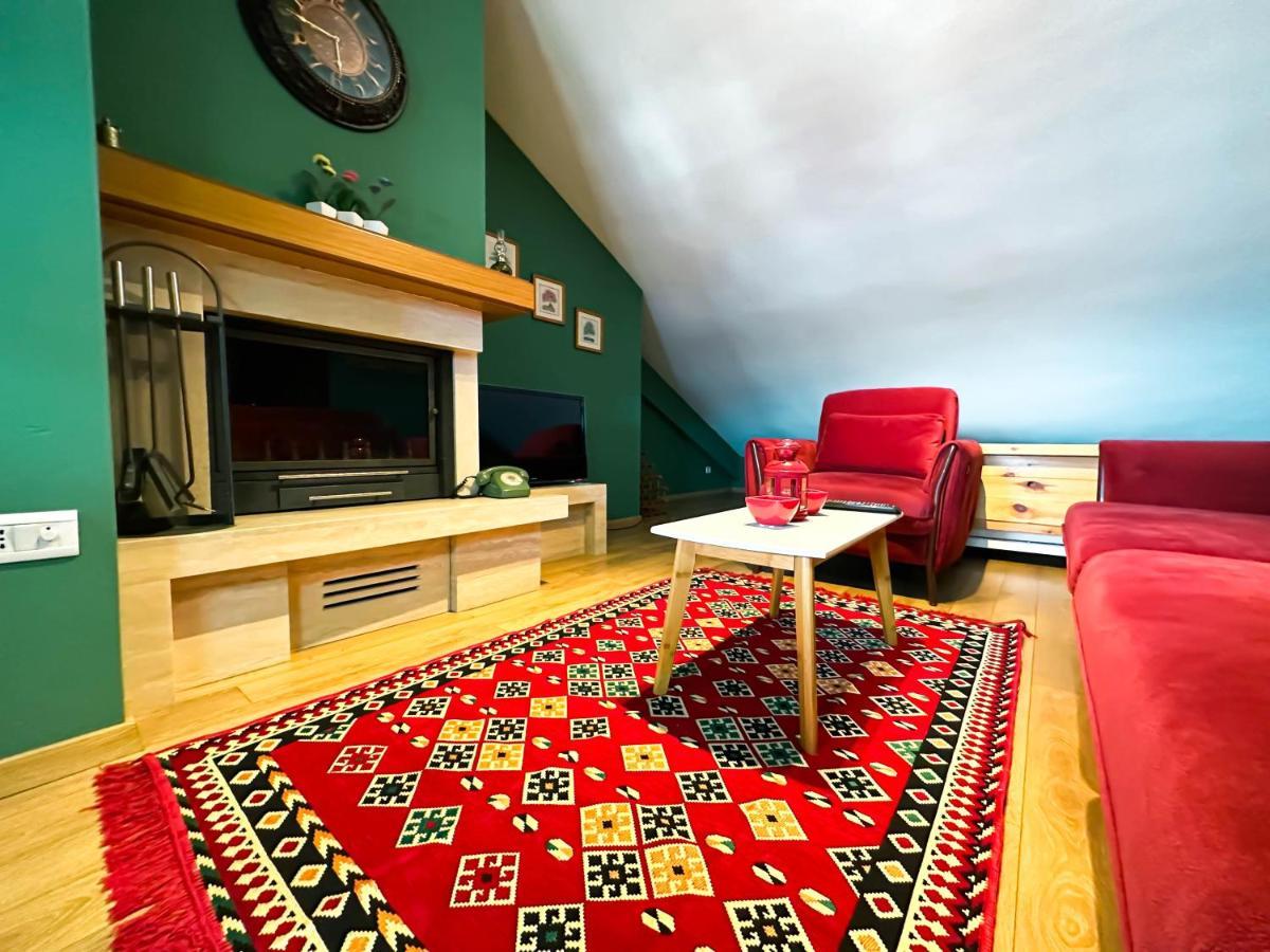 Apartmán Cozy Elegance Above Korca Exteriér fotografie