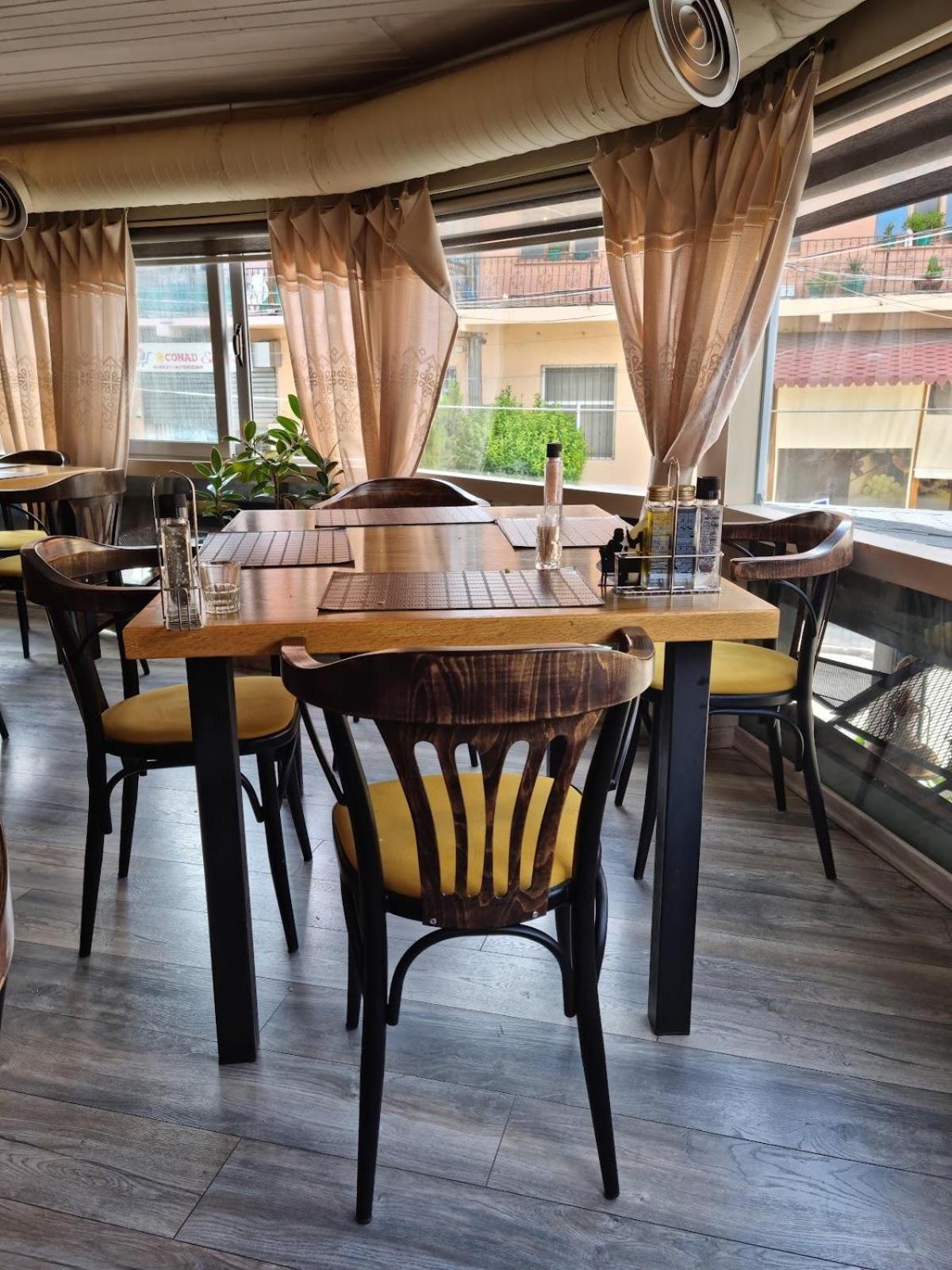 Apartmán Cozy Elegance Above Korca Exteriér fotografie